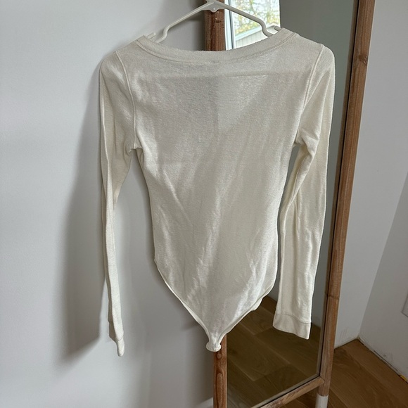 Free people Women's Cream Long Sleeve Body suit - Picture 3 of 5
